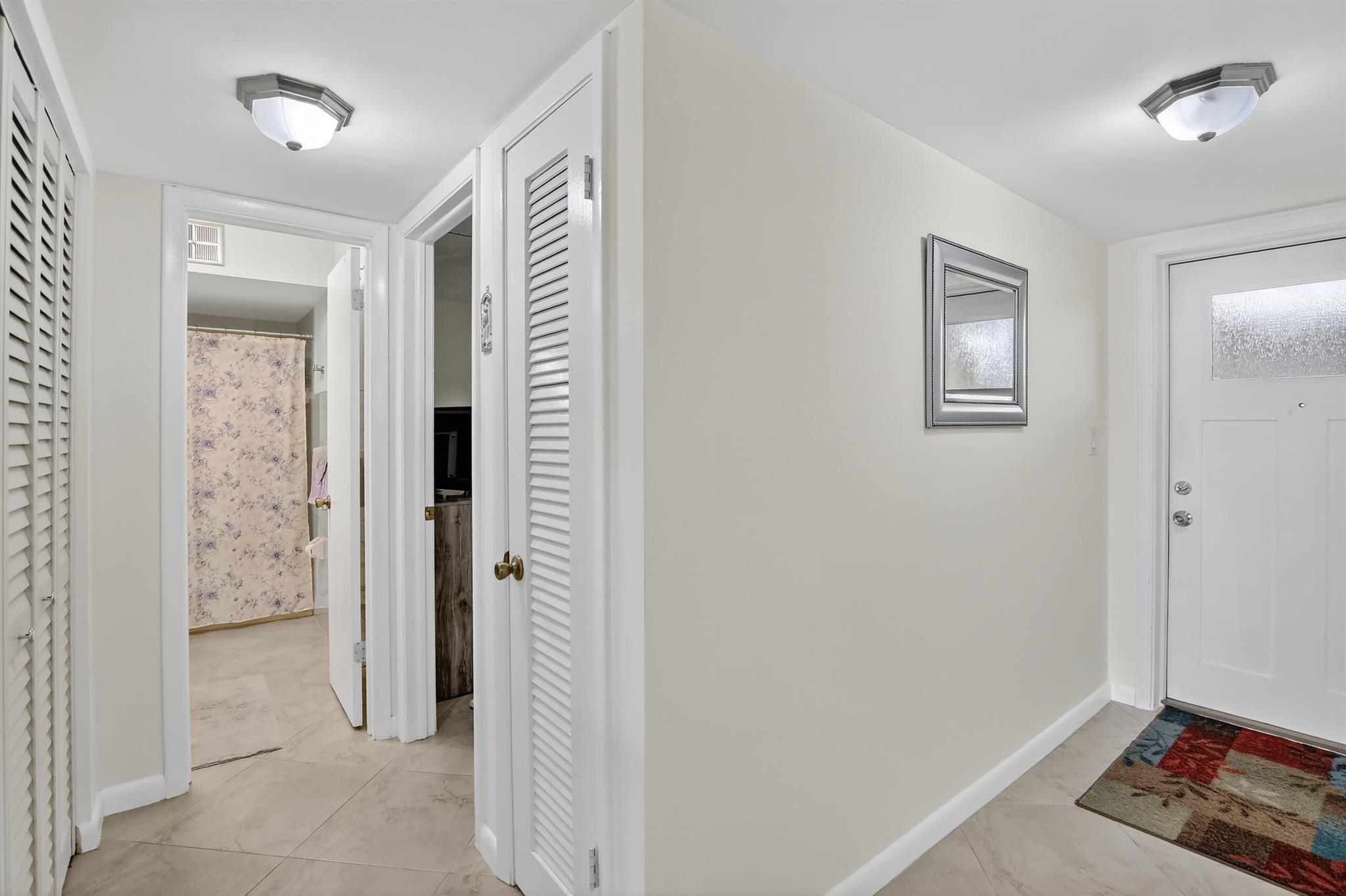 SUNRISE LAKES 106 CONDO - Residential