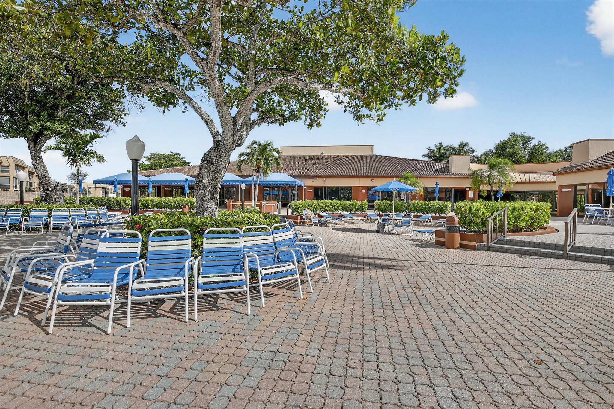 SUNRISE LAKES 106 CONDO - Residential