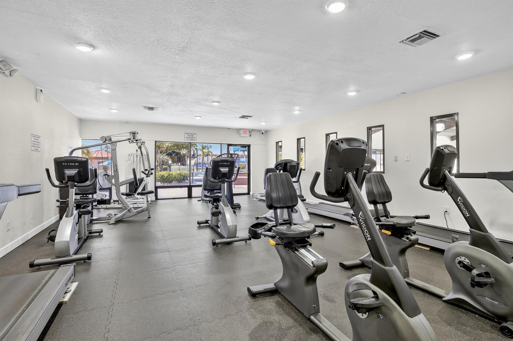 SUNRISE LAKES 106 CONDO - Residential