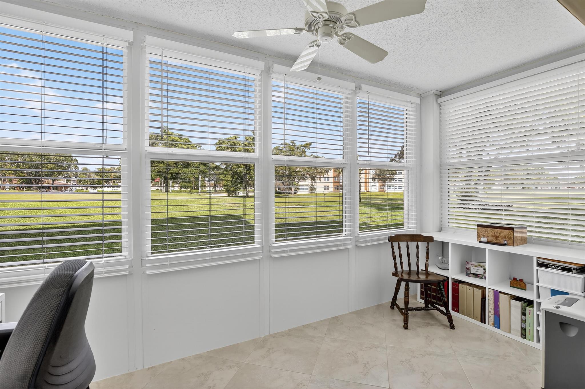 SUNRISE LAKES 106 CONDO - Residential