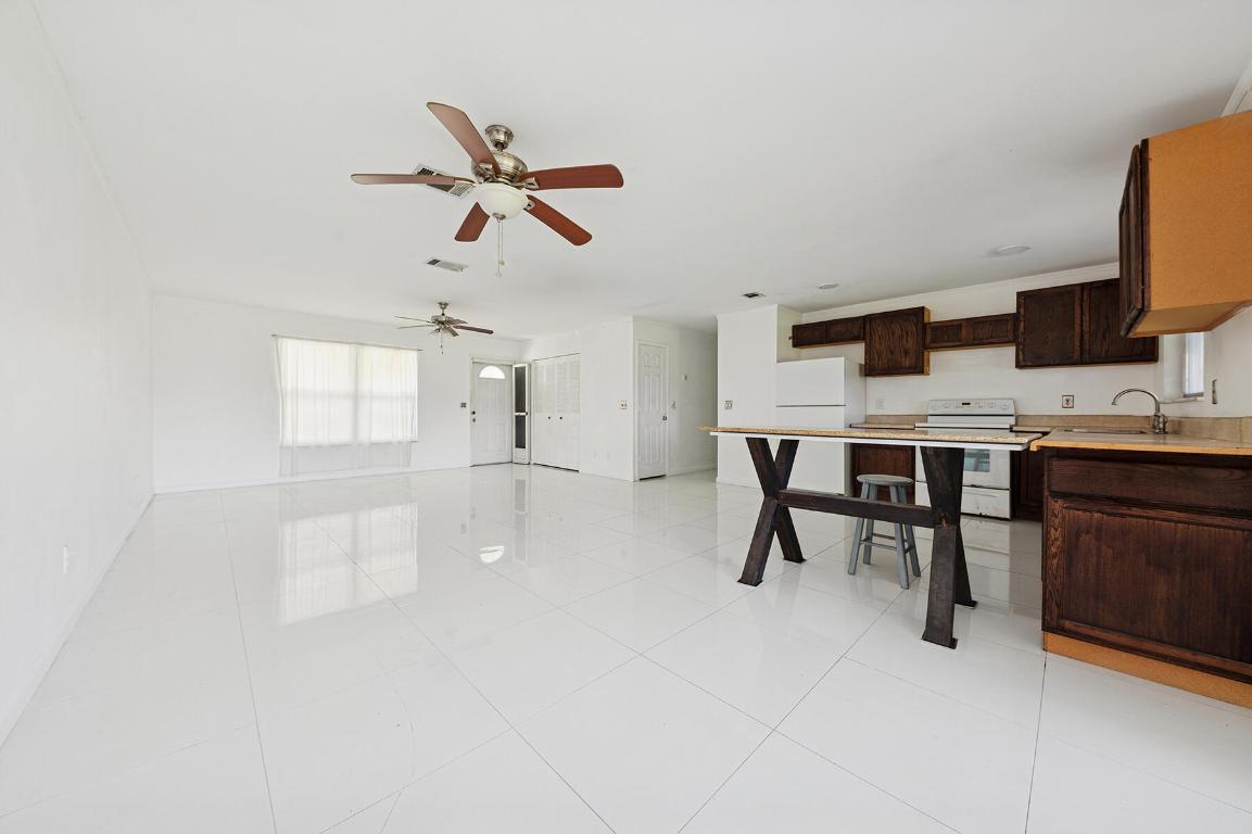 SOUTH PORT ST LUCIE UNIT 15 - Residential