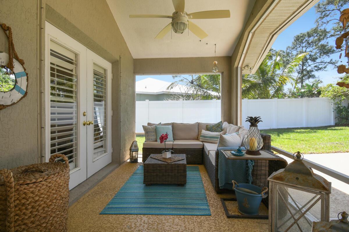 BAHIA SOUND - Residential
