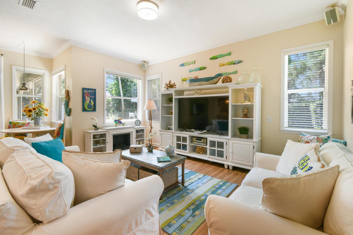 BAHIA SOUND - Residential