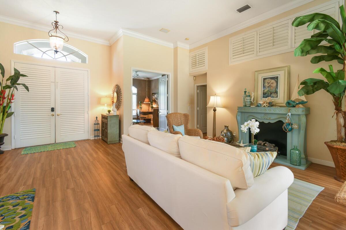 BAHIA SOUND - Residential