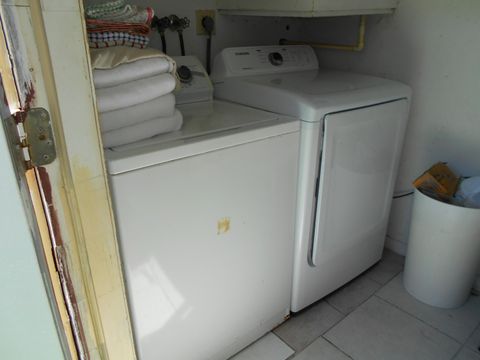 Tiny photo for 510 NW 43rd Street, Deerfield Beach, FL 33064 (MLS # B26021737)