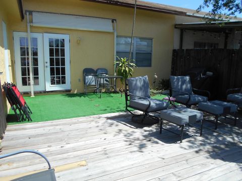 Tiny photo for 510 NW 43rd Street, Deerfield Beach, FL 33064 (MLS # B26021737)