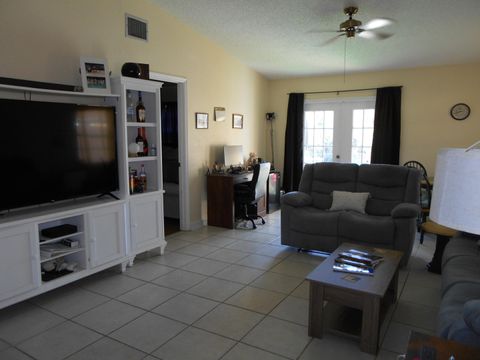 Tiny photo for 510 NW 43rd Street, Deerfield Beach, FL 33064 (MLS # B26021737)