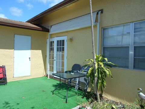 Tiny photo for 510 NW 43rd Street, Deerfield Beach, FL 33064 (MLS # B26021737)