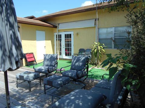 Tiny photo for 510 NW 43rd Street, Deerfield Beach, FL 33064 (MLS # B26021737)