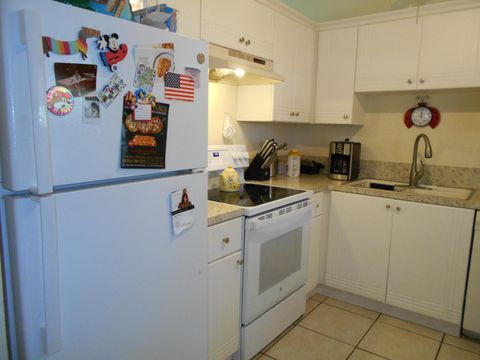 Tiny photo for 510 NW 43rd Street, Deerfield Beach, FL 33064 (MLS # B26021737)