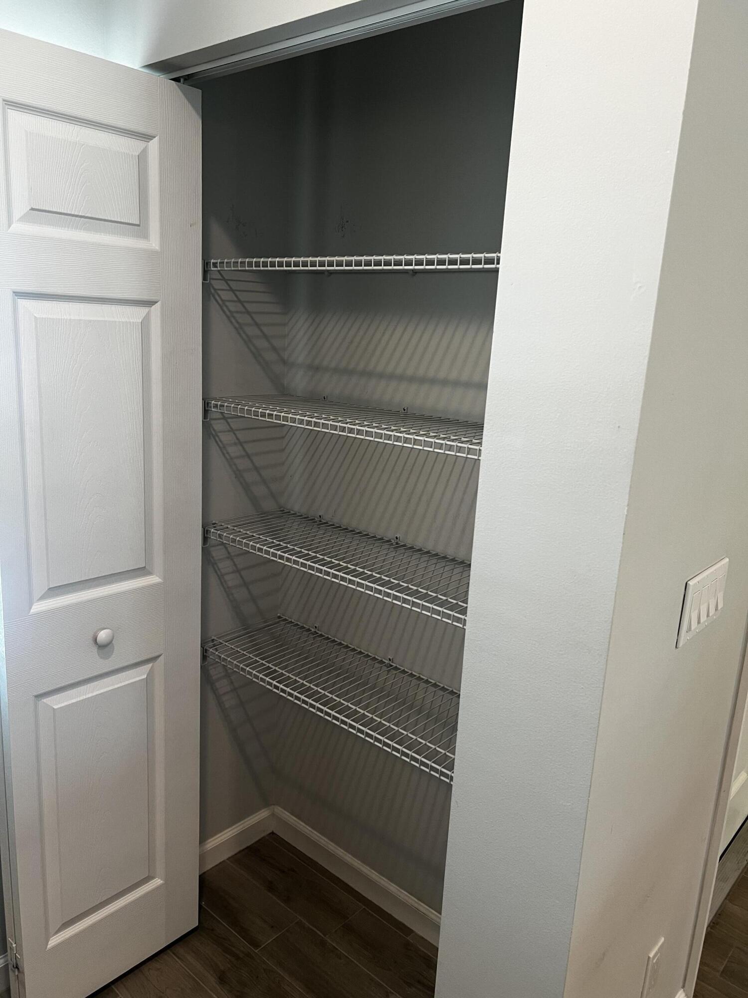 CORAL GARDENS - Residential Lease