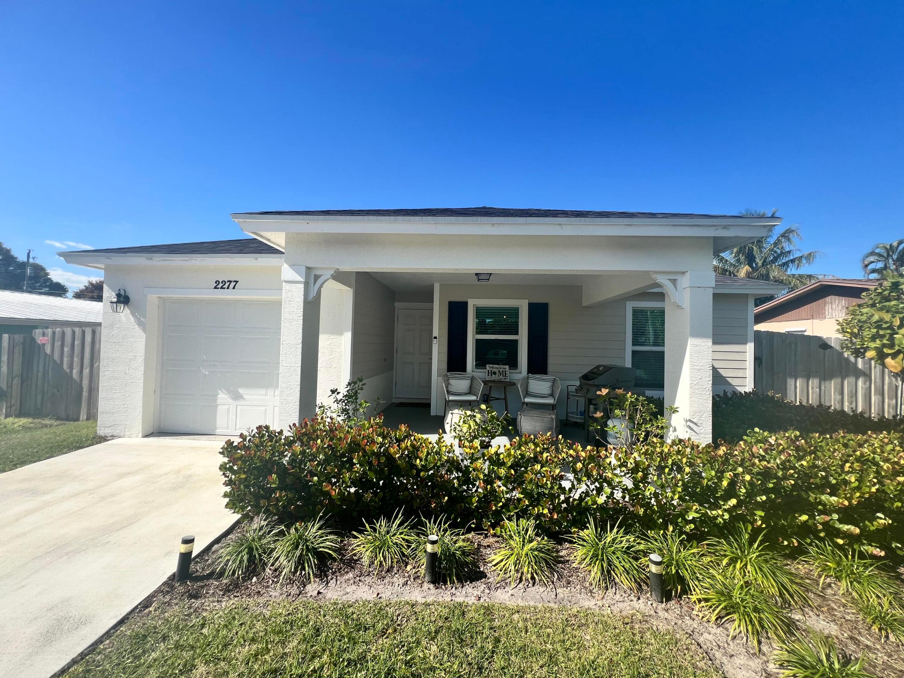 CORAL GARDENS - Residential Lease