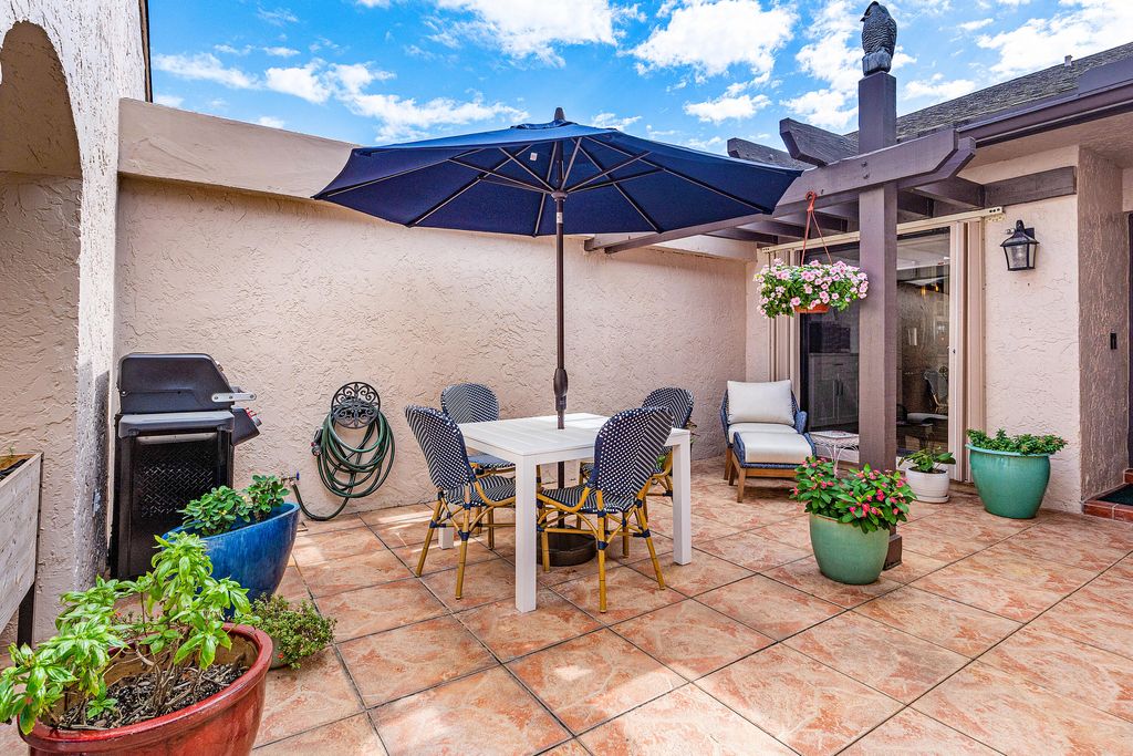 Photo of 5266 Fairway Woods Drive #4012, Delray Beach, FL 33484 (MLS # R11159392)