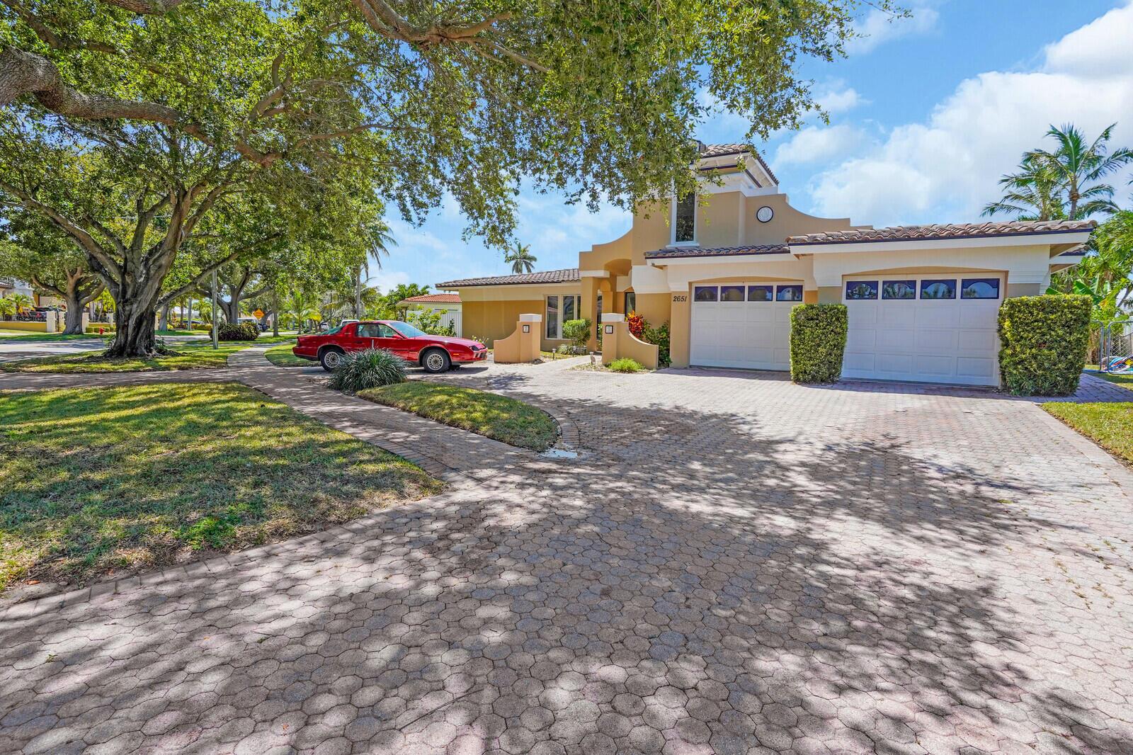 2651 NE 49th Street
