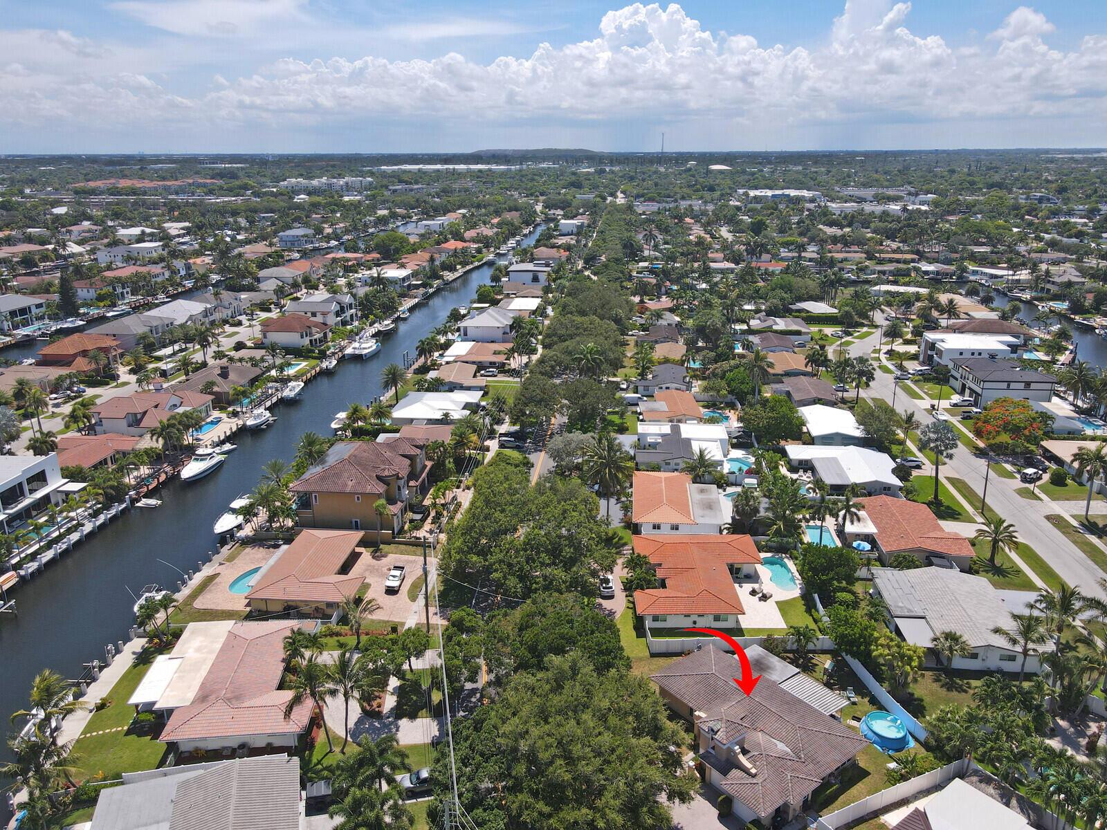 CORAL KEY VILLAS 3RD SEC - Residential