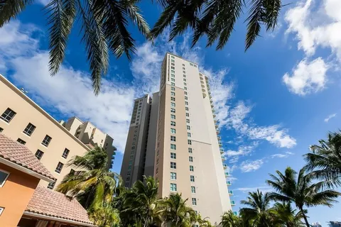 3330 NE 190th St Unit 416, Aventura, FL MLS: F10481849
