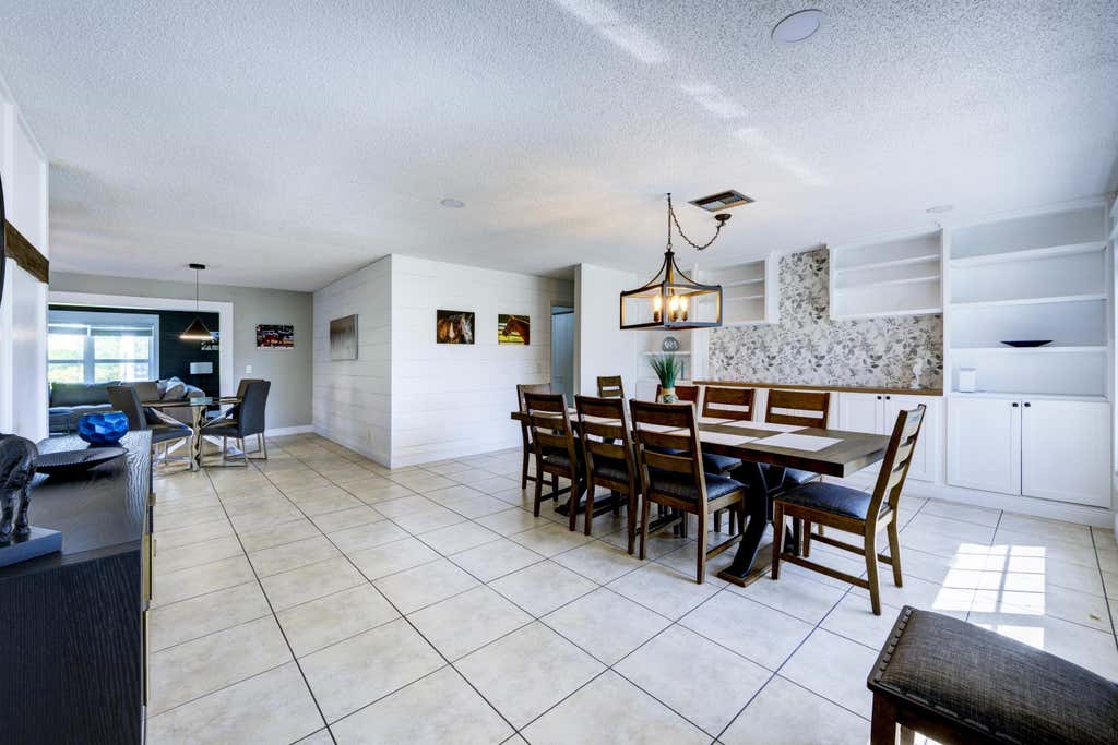 Photo of 11577 Anhinga Drive, Wellington, FL 33414 (MLS # B26050284)