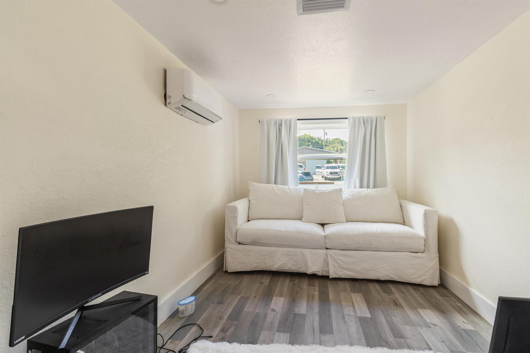 LAKEVIEW HEIGHTS ADD 3 - Residential