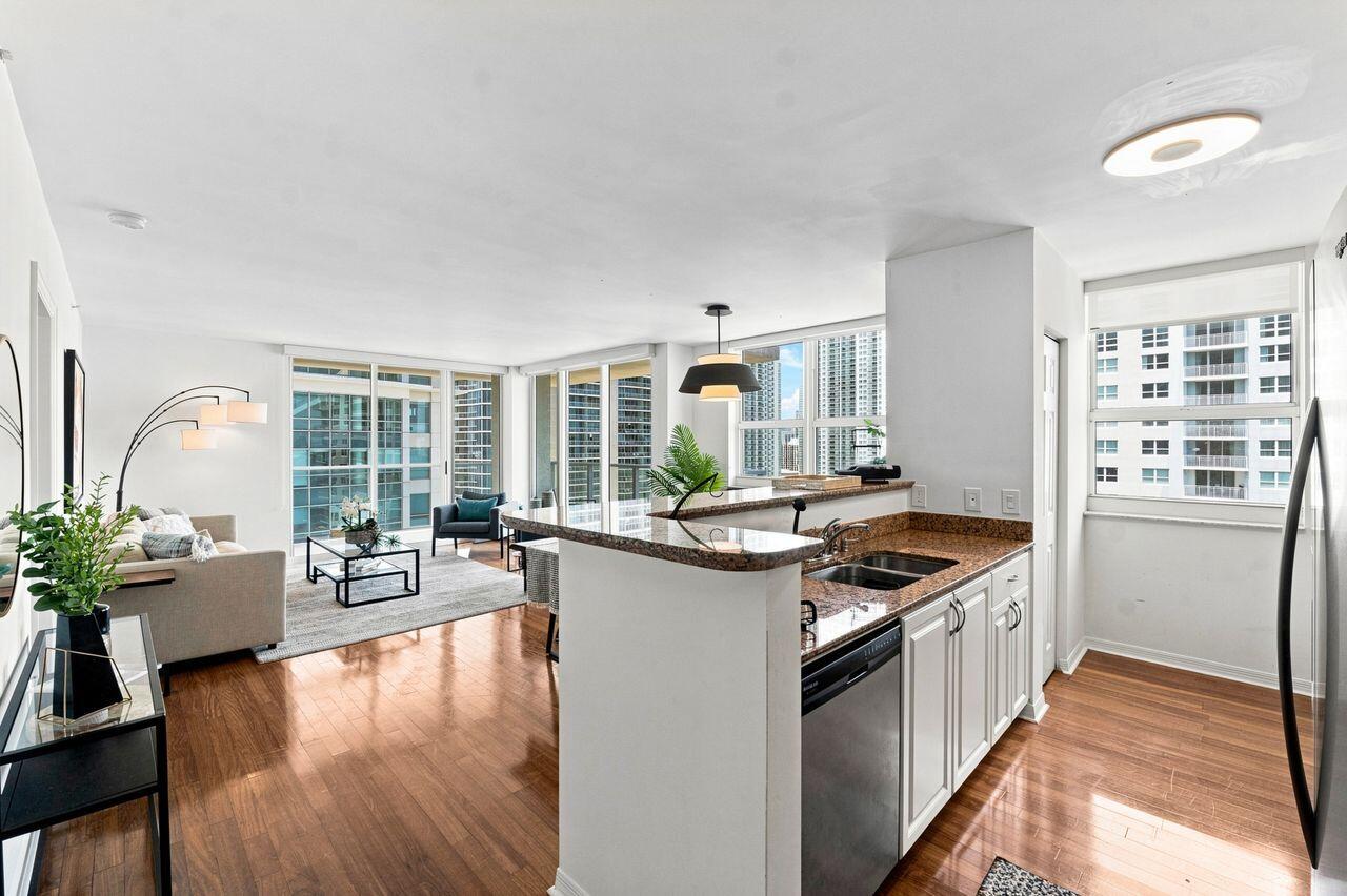1155 BRICKELL BAY Drive 2802