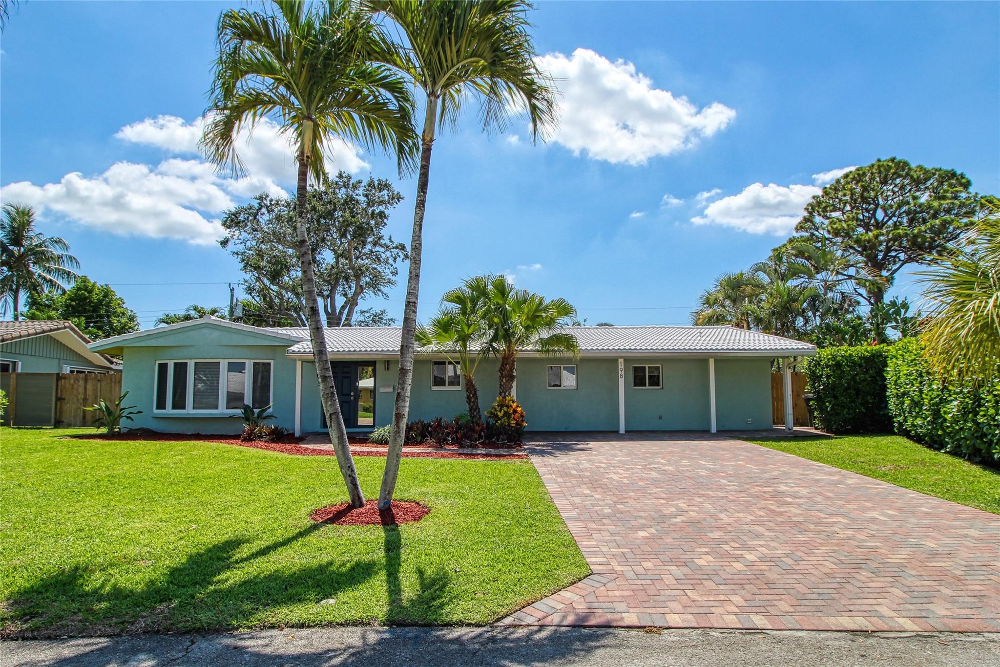 198 NW 10th Ct