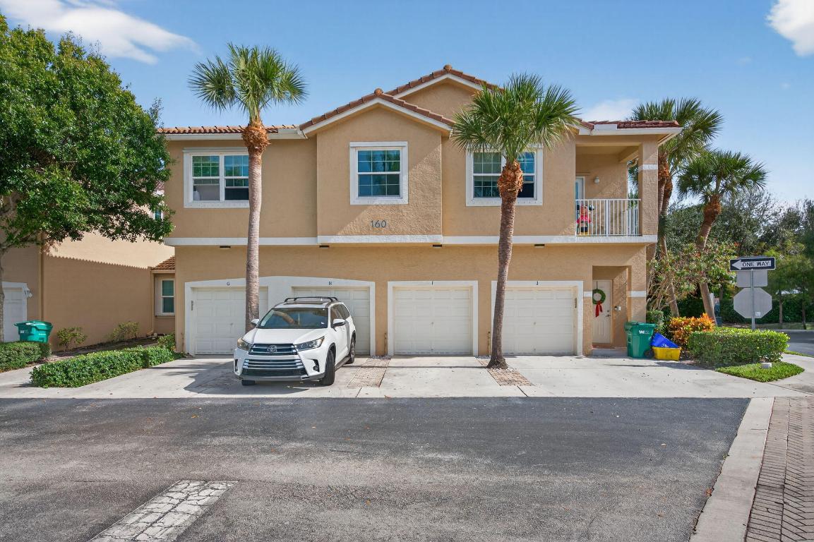 Tequesta Cay - Residential