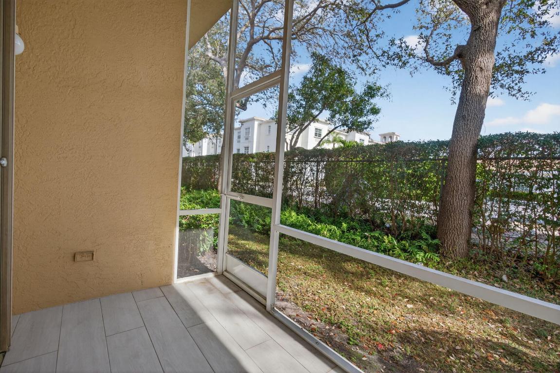 Tequesta Cay - Residential