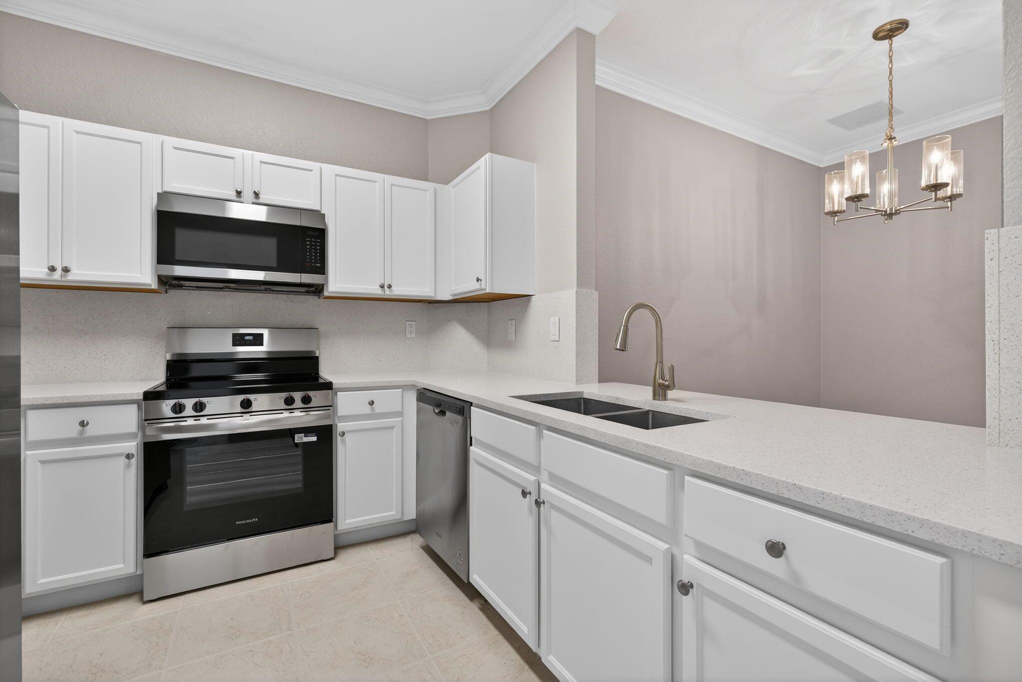 Tequesta Cay - Residential