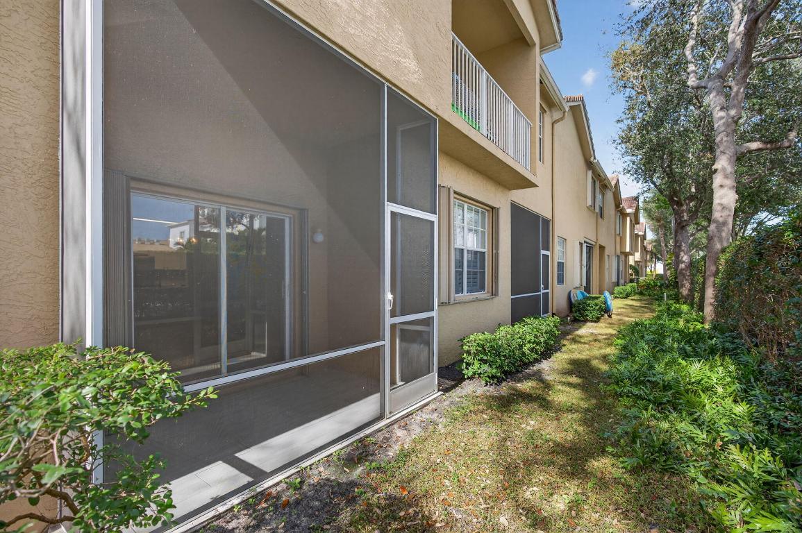 Tequesta Cay - Residential