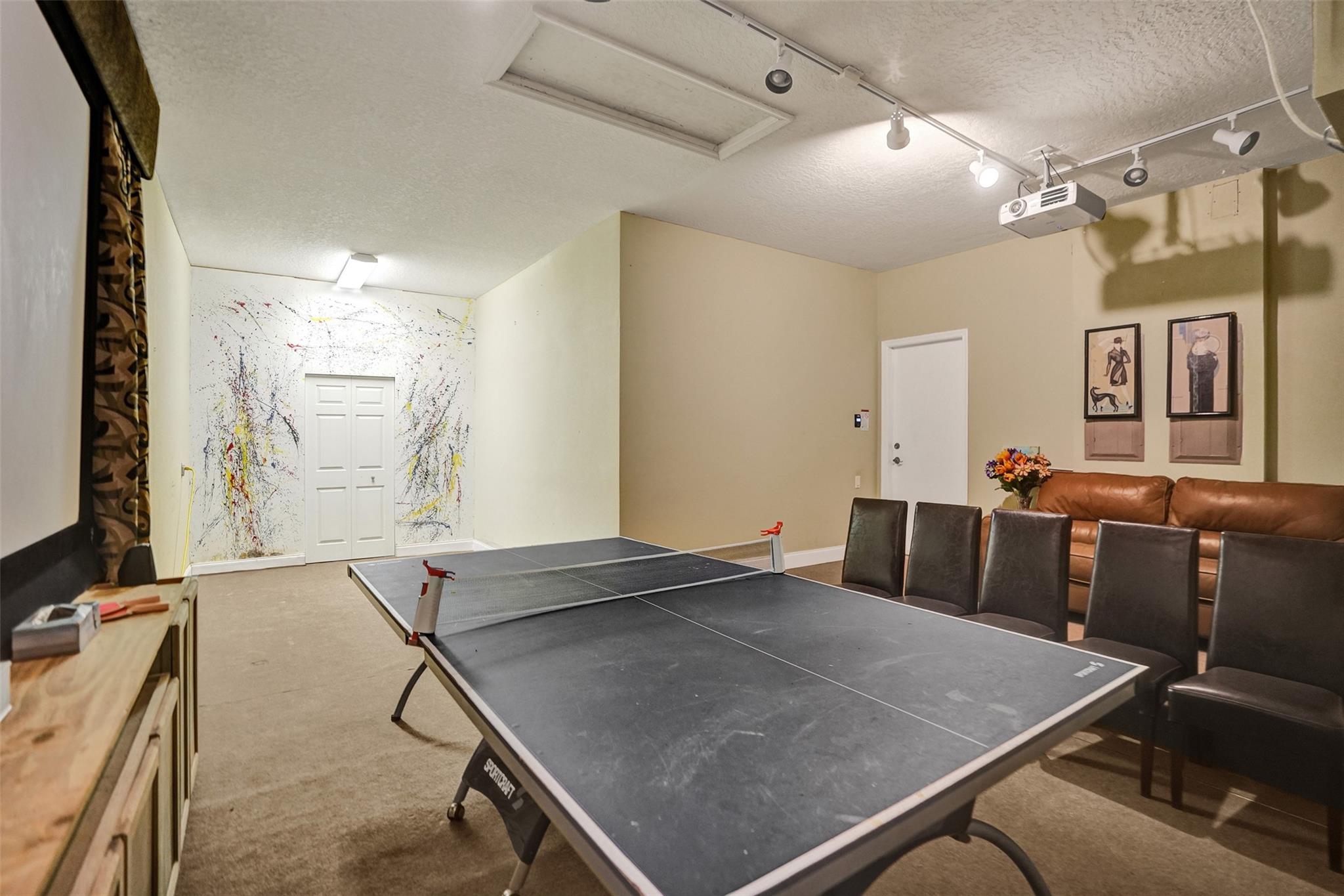 Waters Edge At Parkland - Residential Lease