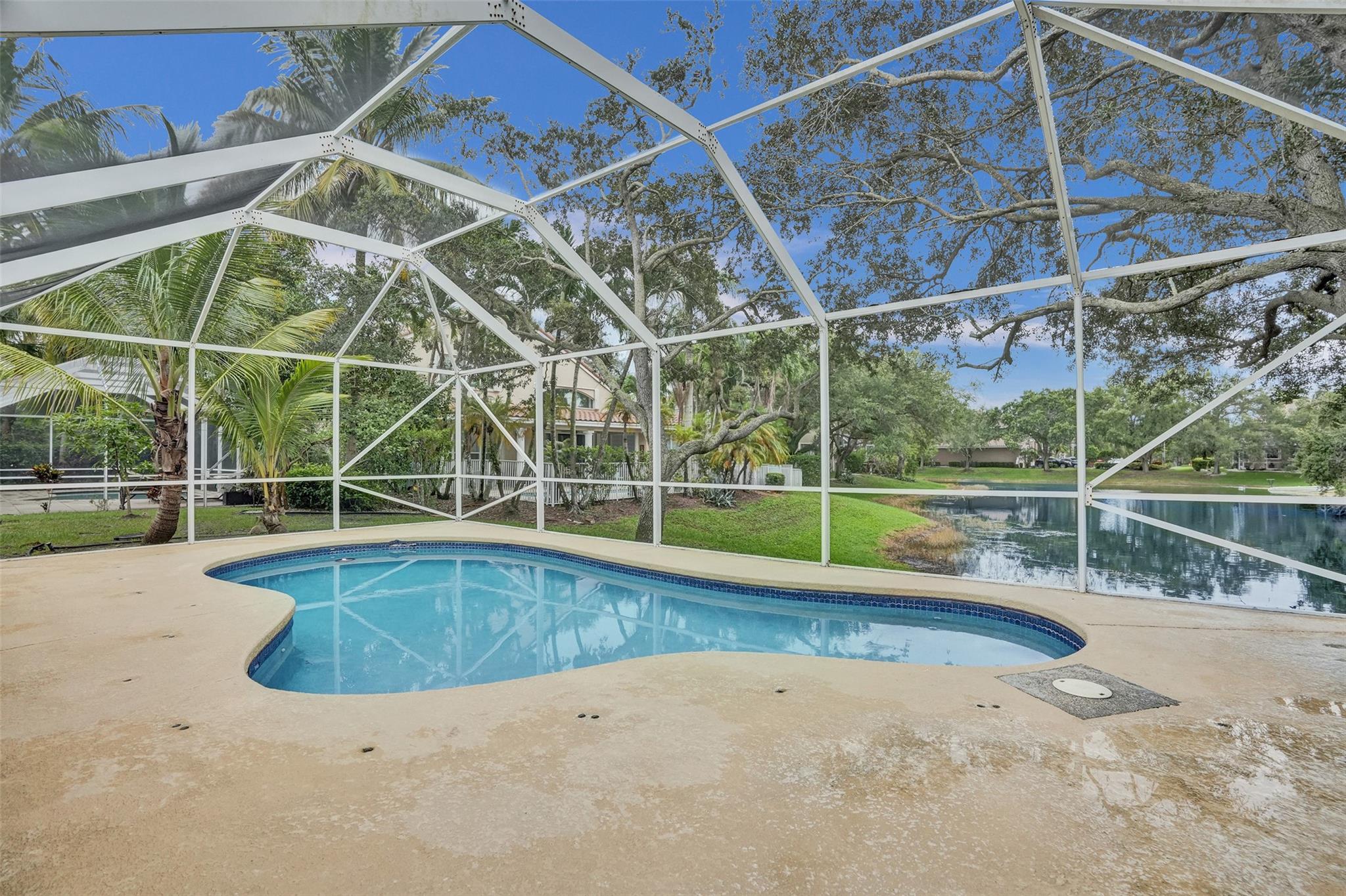 Waters Edge At Parkland - Residential Lease