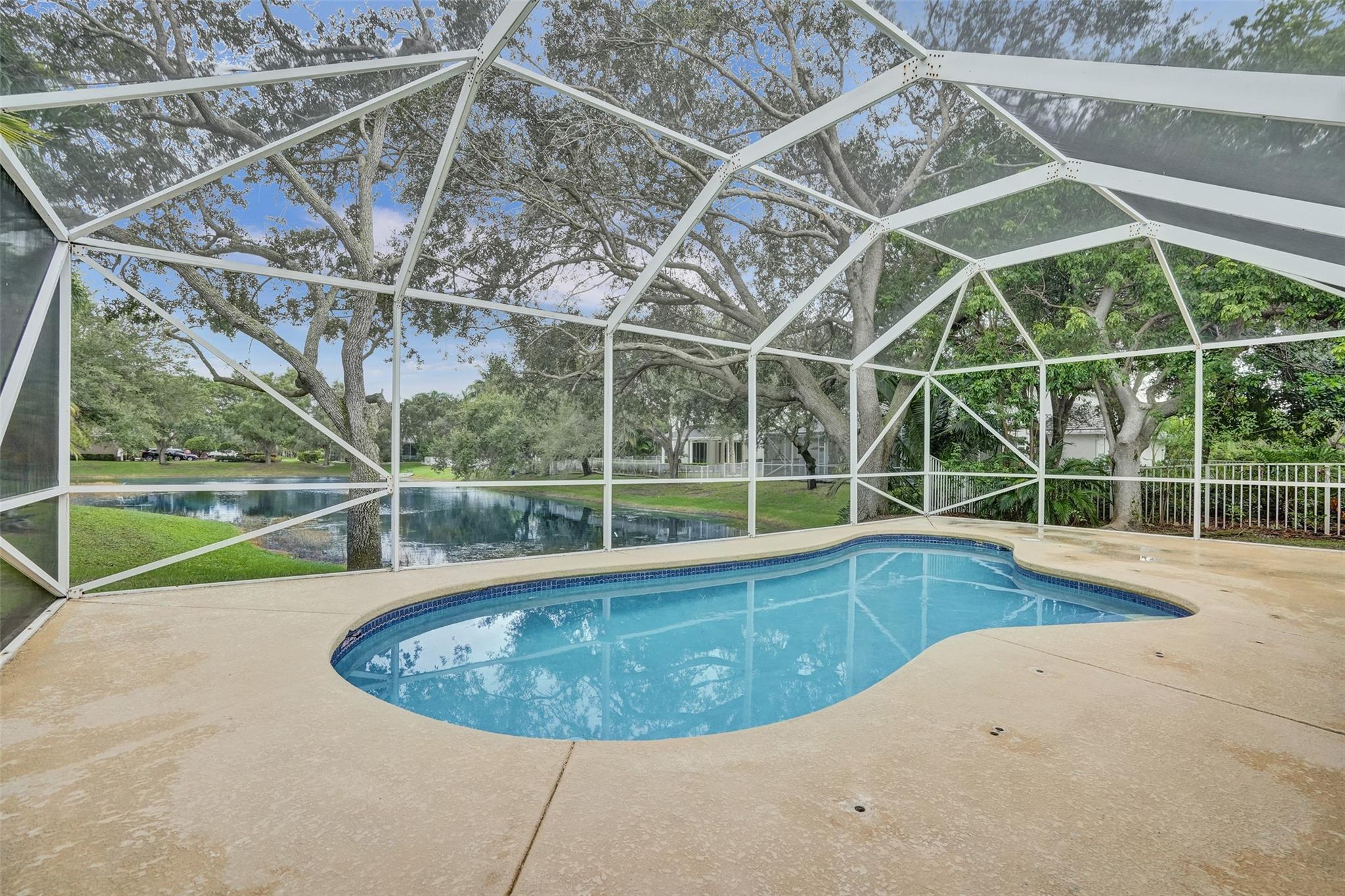 Waters Edge At Parkland - Residential Lease