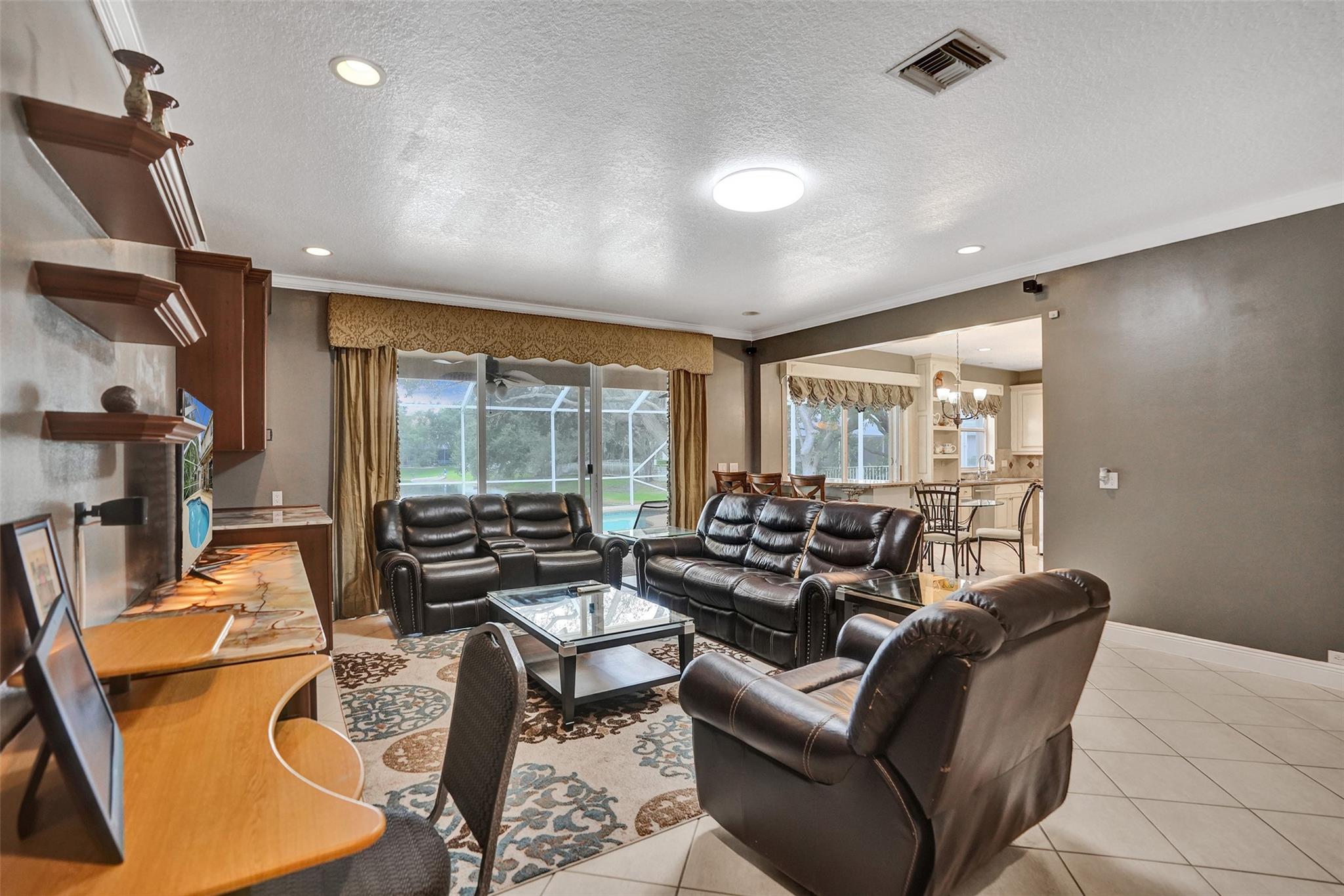 Waters Edge At Parkland - Residential Lease