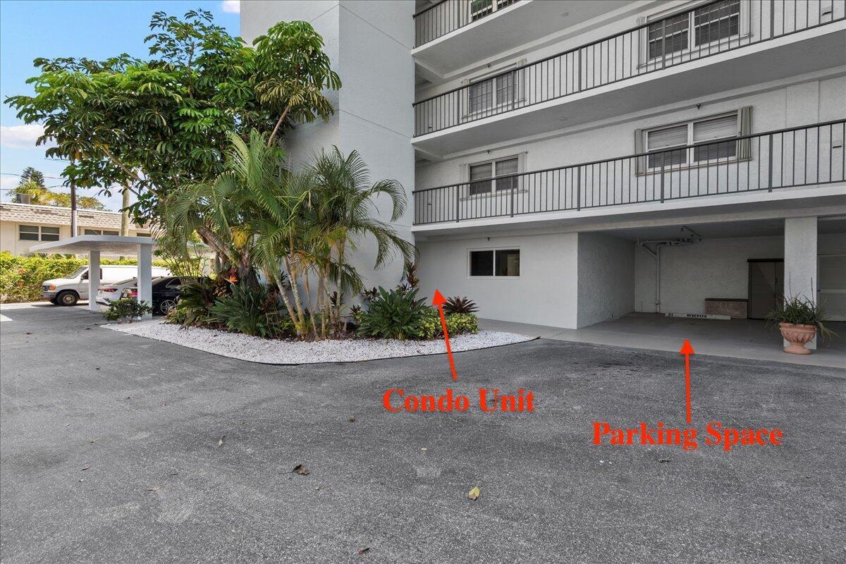 3040 Lake Shore Drive 101