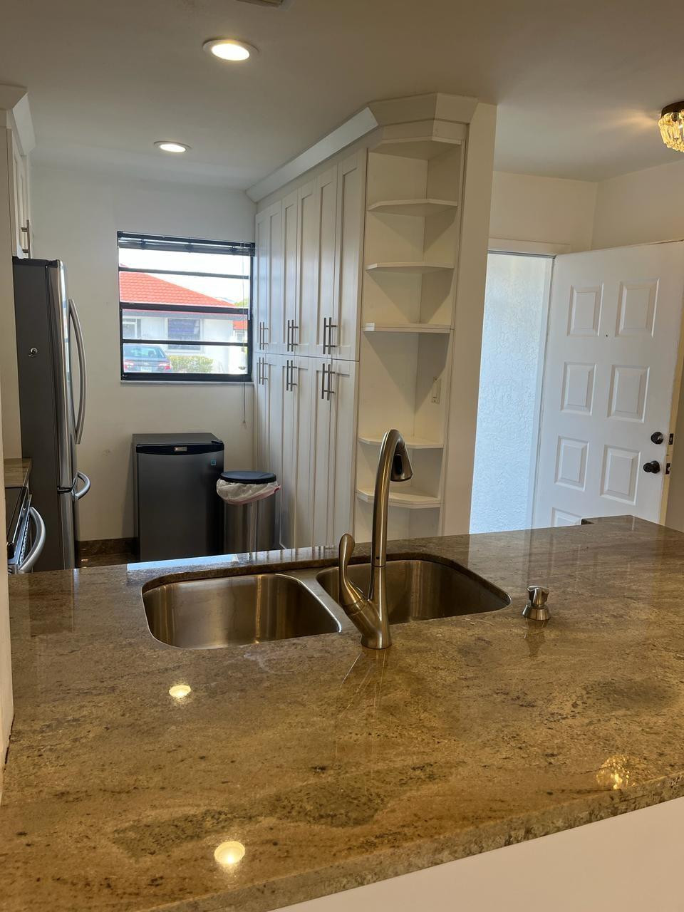 283 NW 36th Avenue