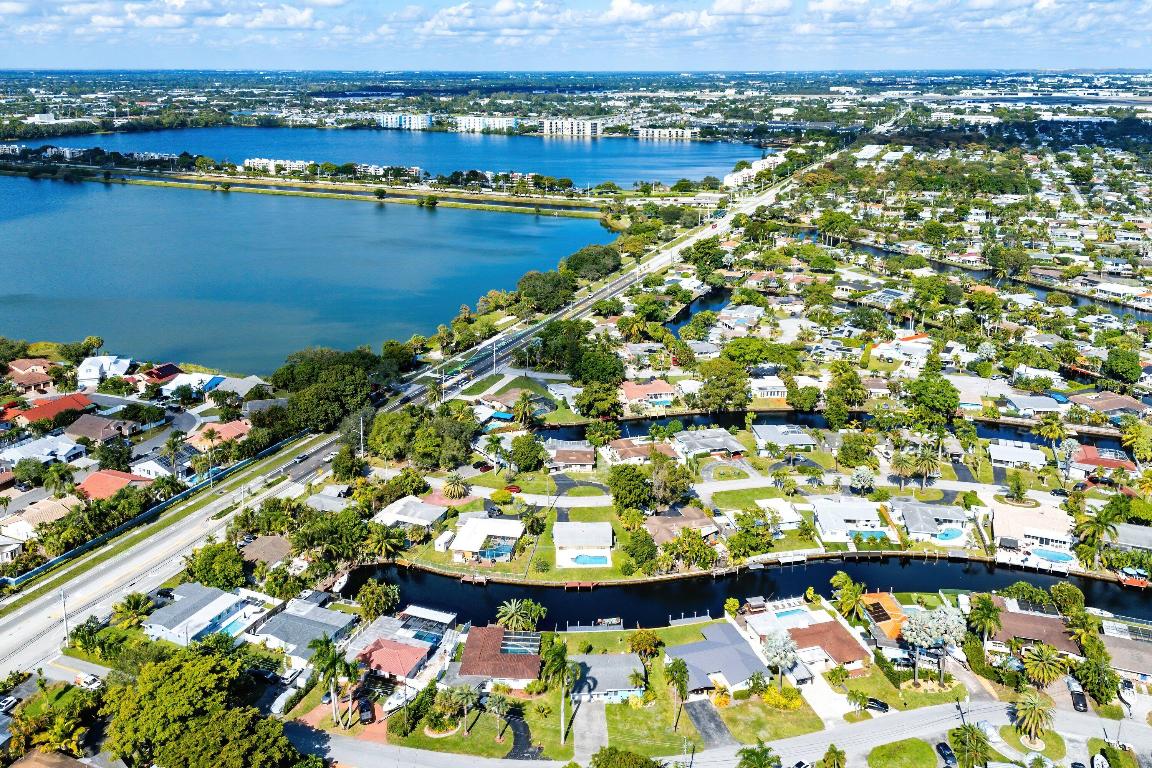 ROYAL PALM ACRES SECOND SEC - Residential