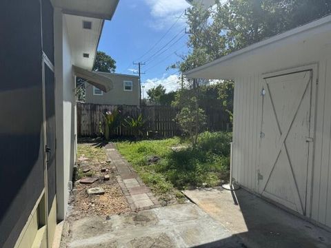 A home in Lake Worth Beach