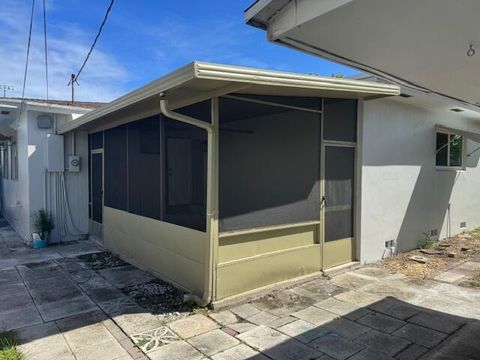 A home in Lake Worth Beach