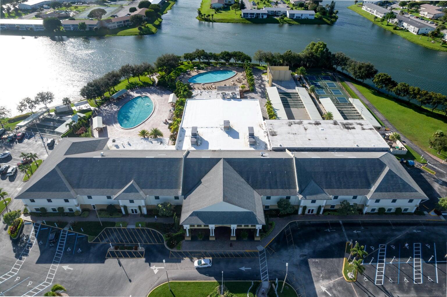 WELLINGTON A THRU H & J T - Residential