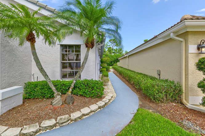 BOCA WOODS COUNTRY CLUB 4 - Residential