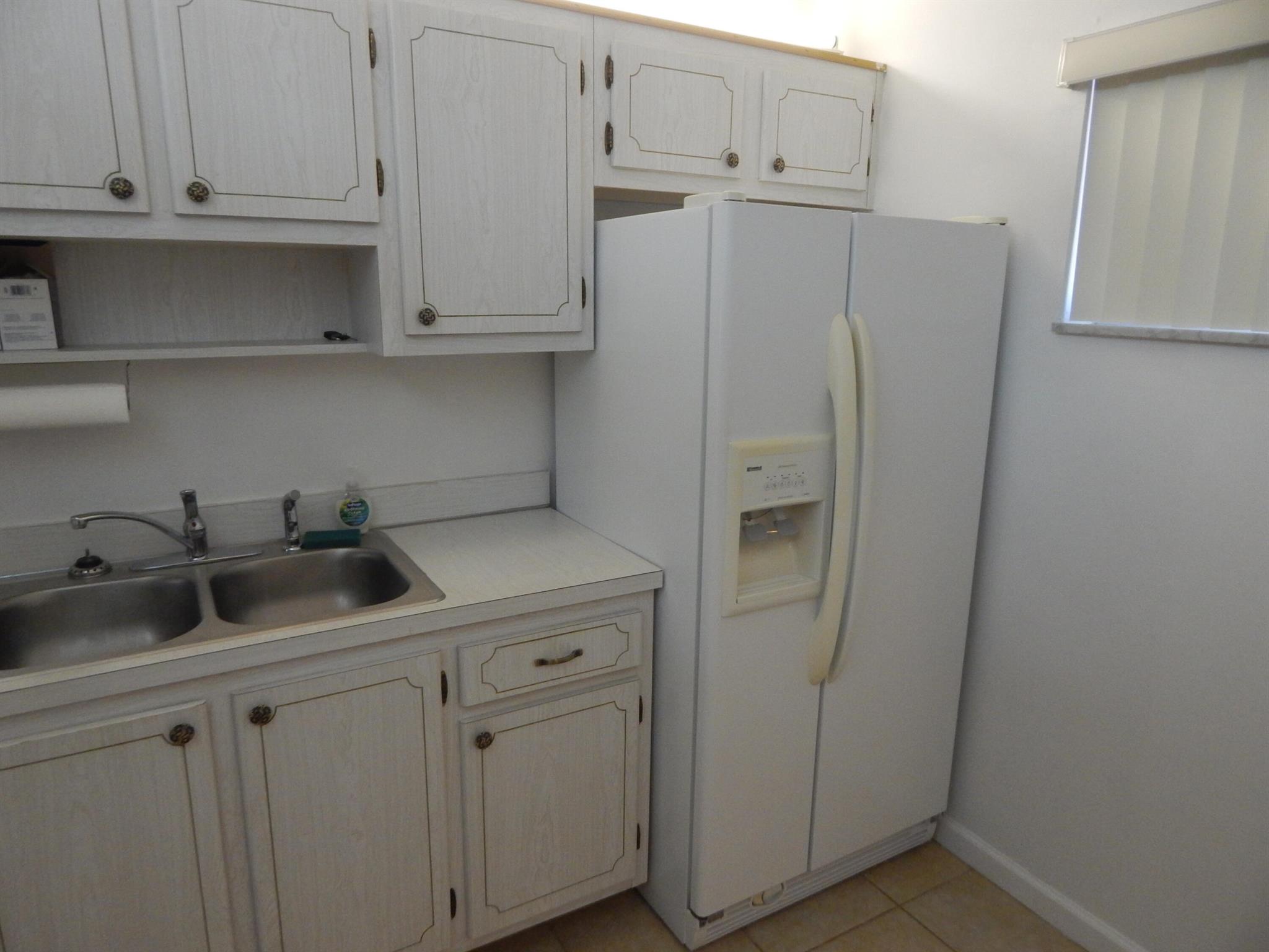 LAKE CLARKE GARDENS CONDO 20A - Residential