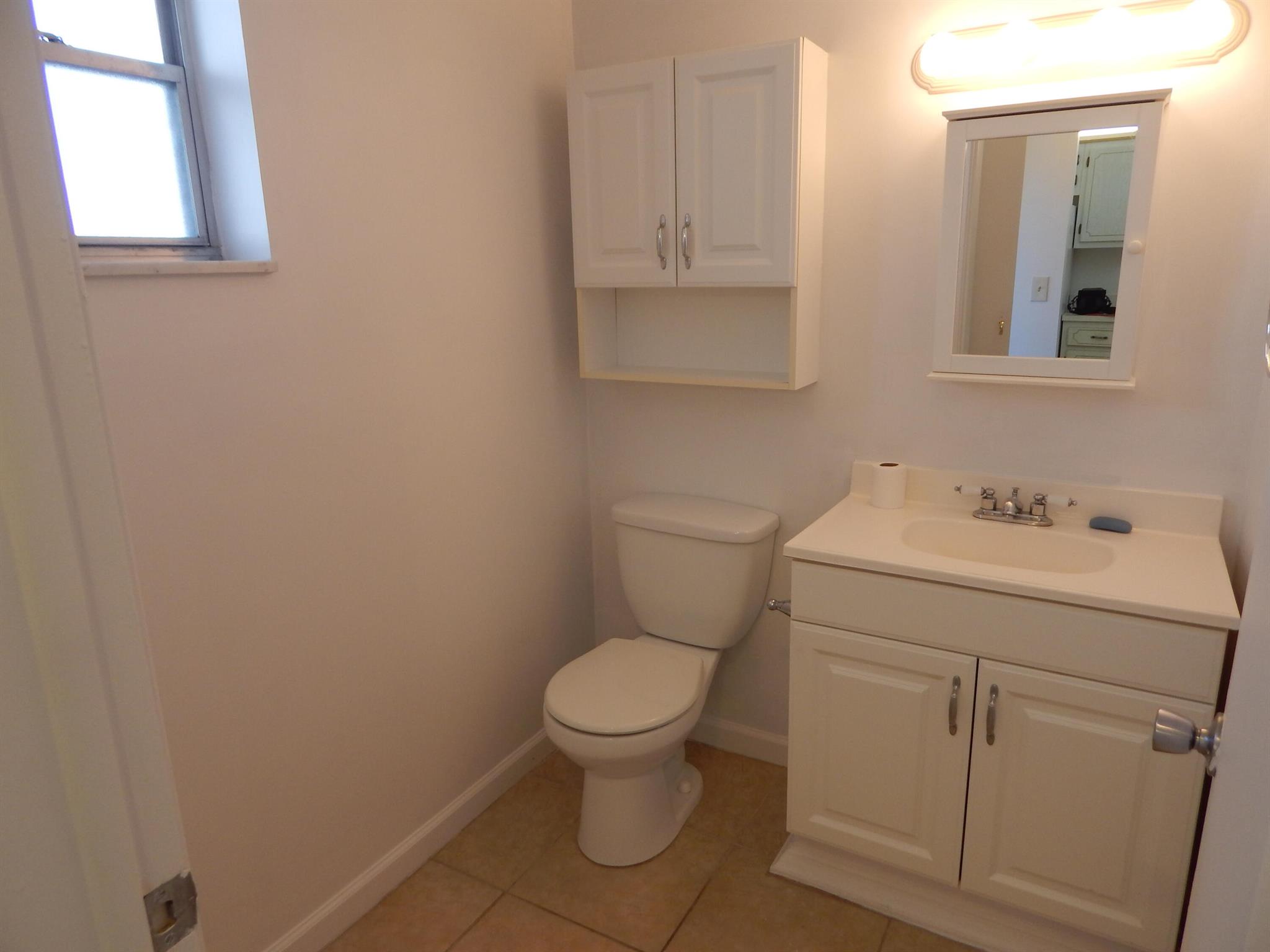 LAKE CLARKE GARDENS CONDO 20A - Residential