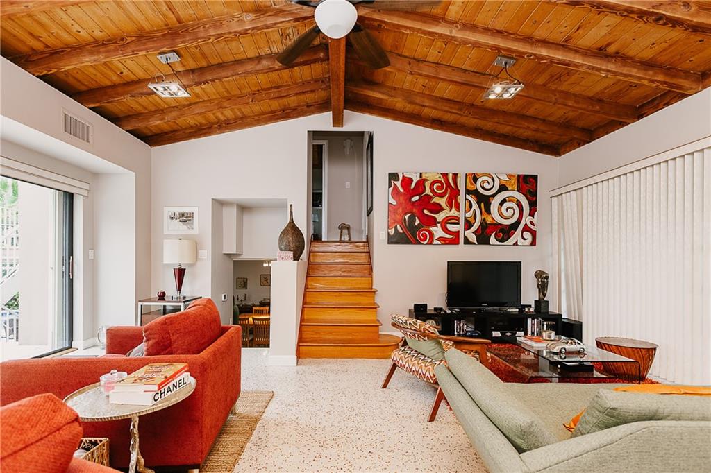 GILL ISLES 44-13 B - Residential