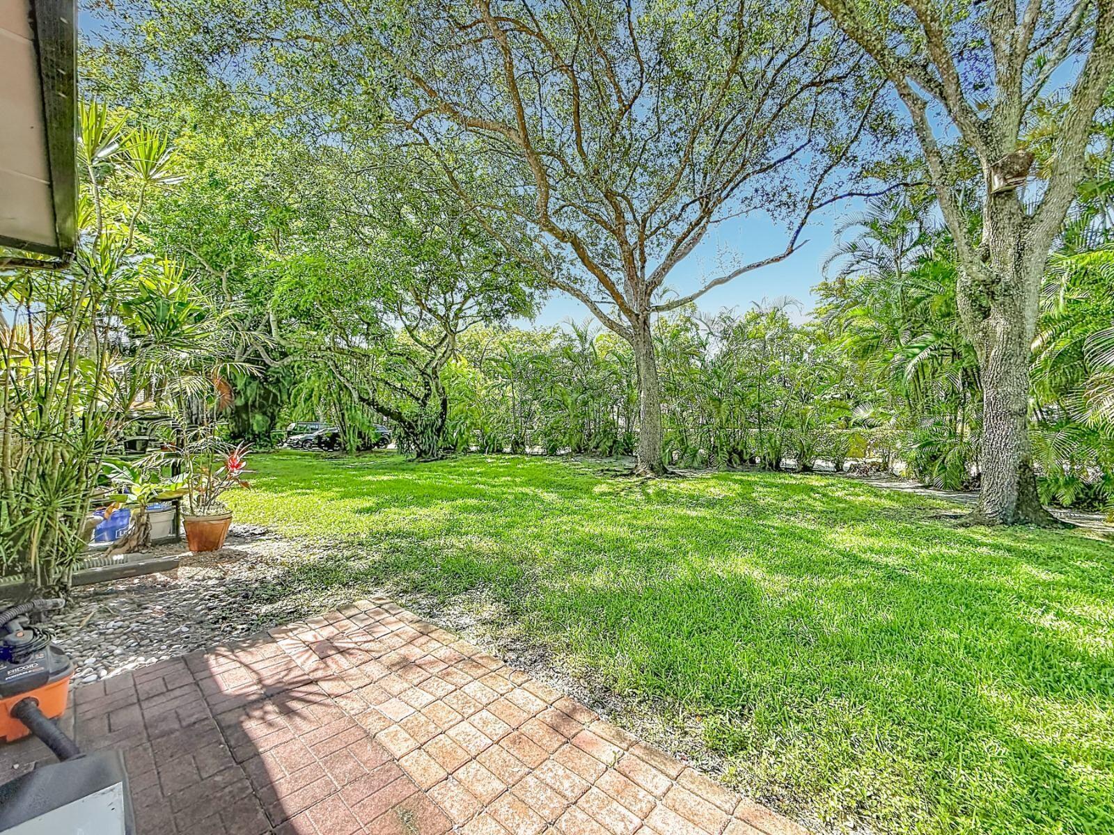 9701 N New River Canal Road 108b, Plantation FL 33324