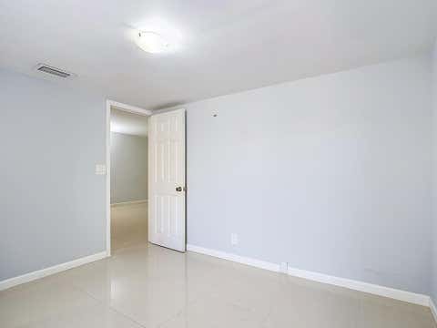 Tiny photo for 9701 N New River Canal Road #108b, Plantation, FL 33324 (MLS # B26034419)