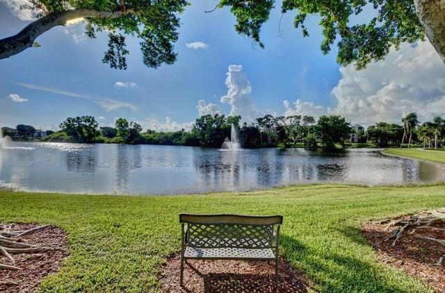 Lakeside Condo - Residential Lease