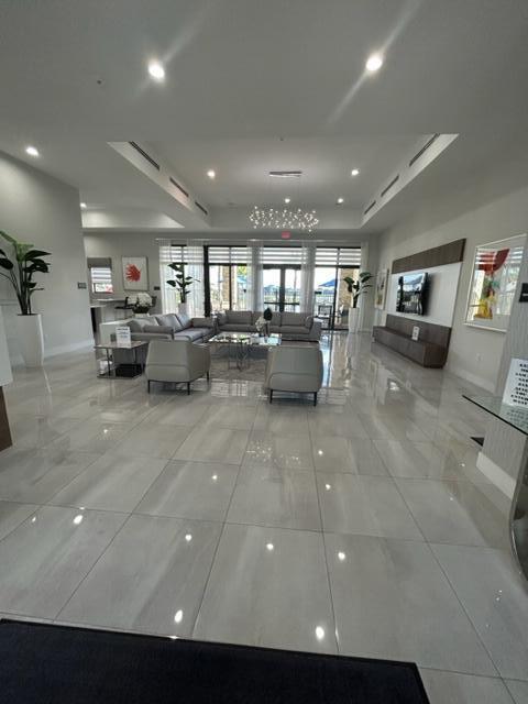 CALIFORNIA CLUB TOWNHOUSES - Residential Lease