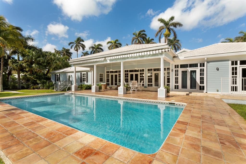 Photo of 1101 Thomas Street, Delray Beach, FL 33483 (MLS # R10699065)