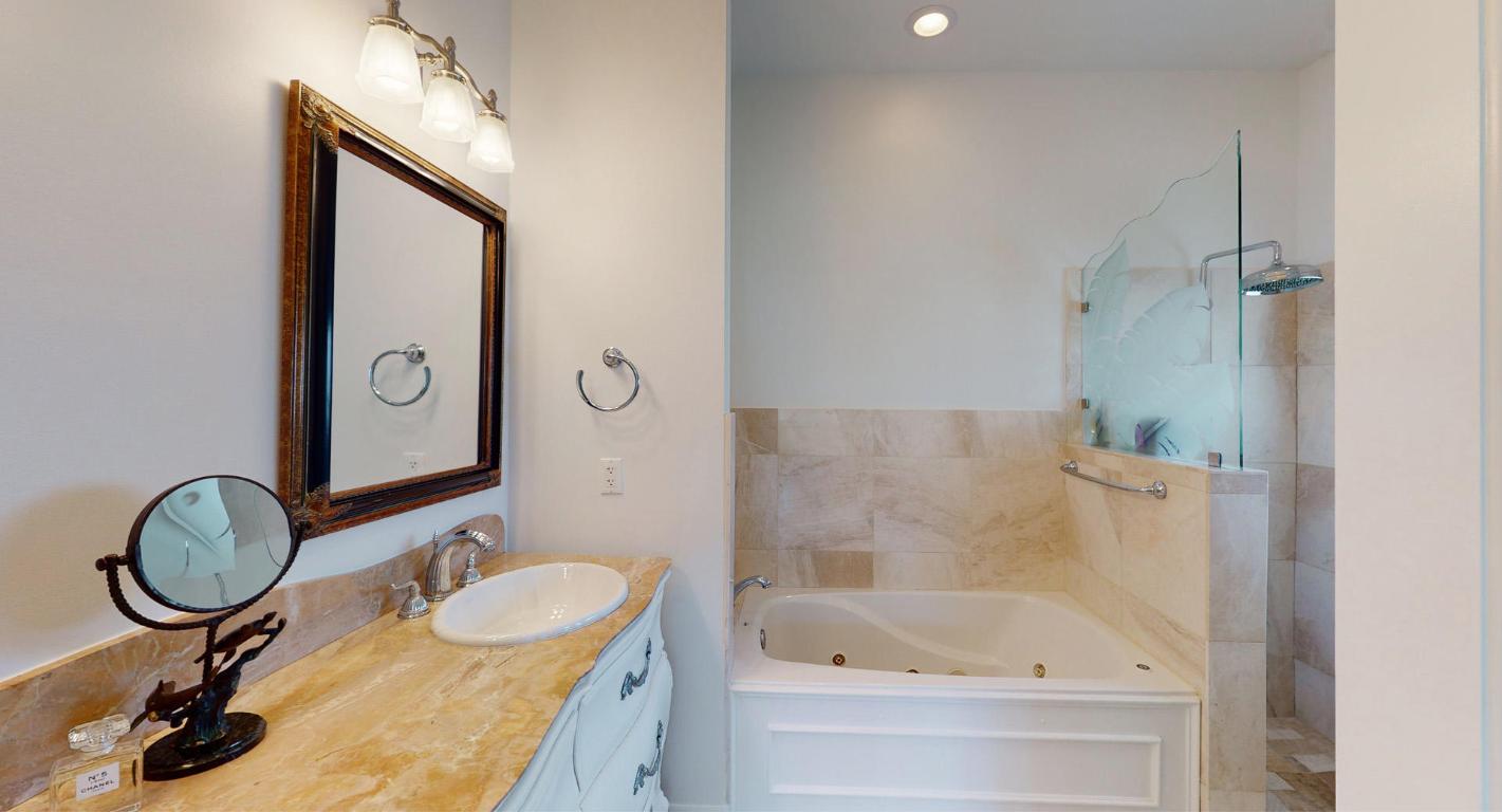 OCEAN BREEZE ESTATES - Residential