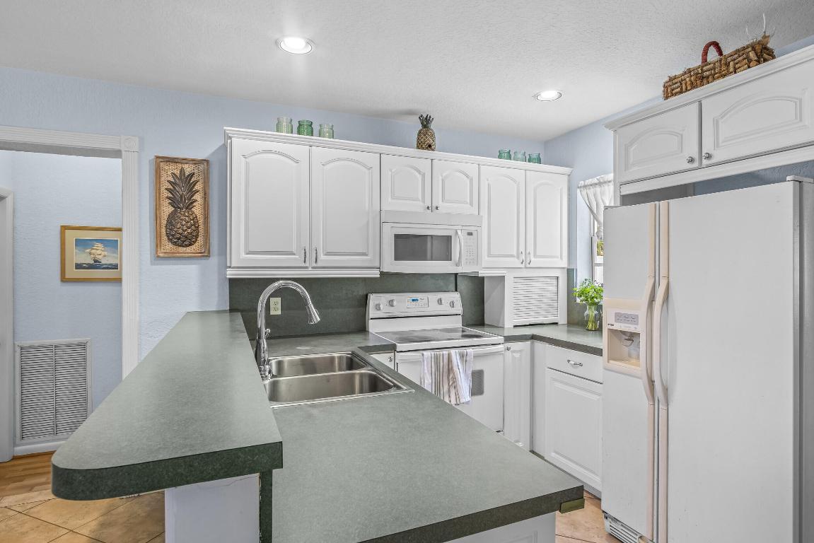 MISSION HILL - Residential