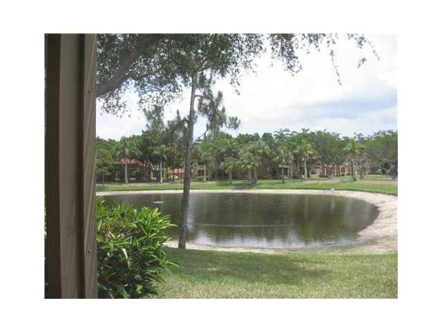 PALM LAKE CONDO - Residential Lease